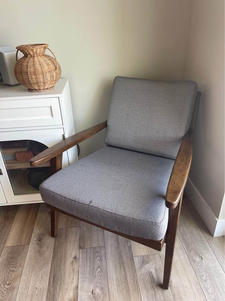 Mid Century Modern Chair