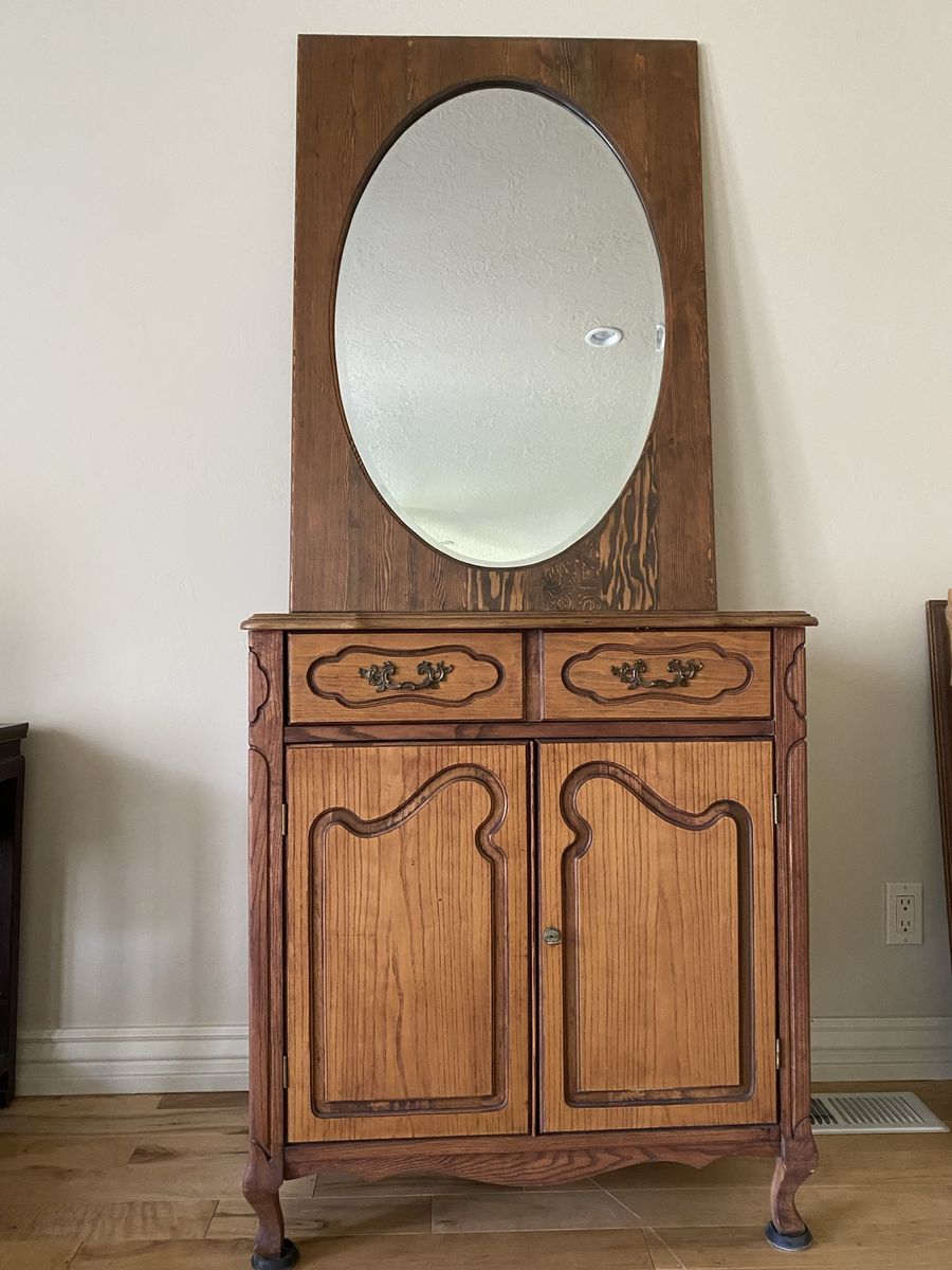 Entry cabinet and mirror