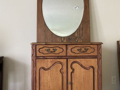 Entry cabinet and mirror