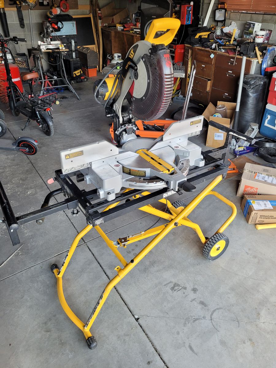 Dewalt 12 mitersaw and stand