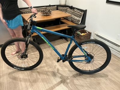 Jamis Durango Hardtail Mountain Bike - LIKE NEW