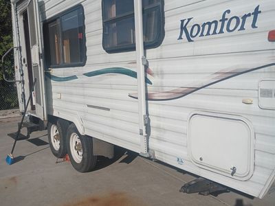 2002 kcomforter 21 foot bumper pool