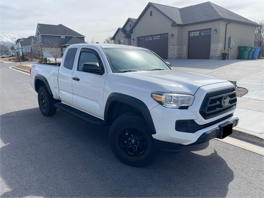 2020 TOYOTA TACOMA SR