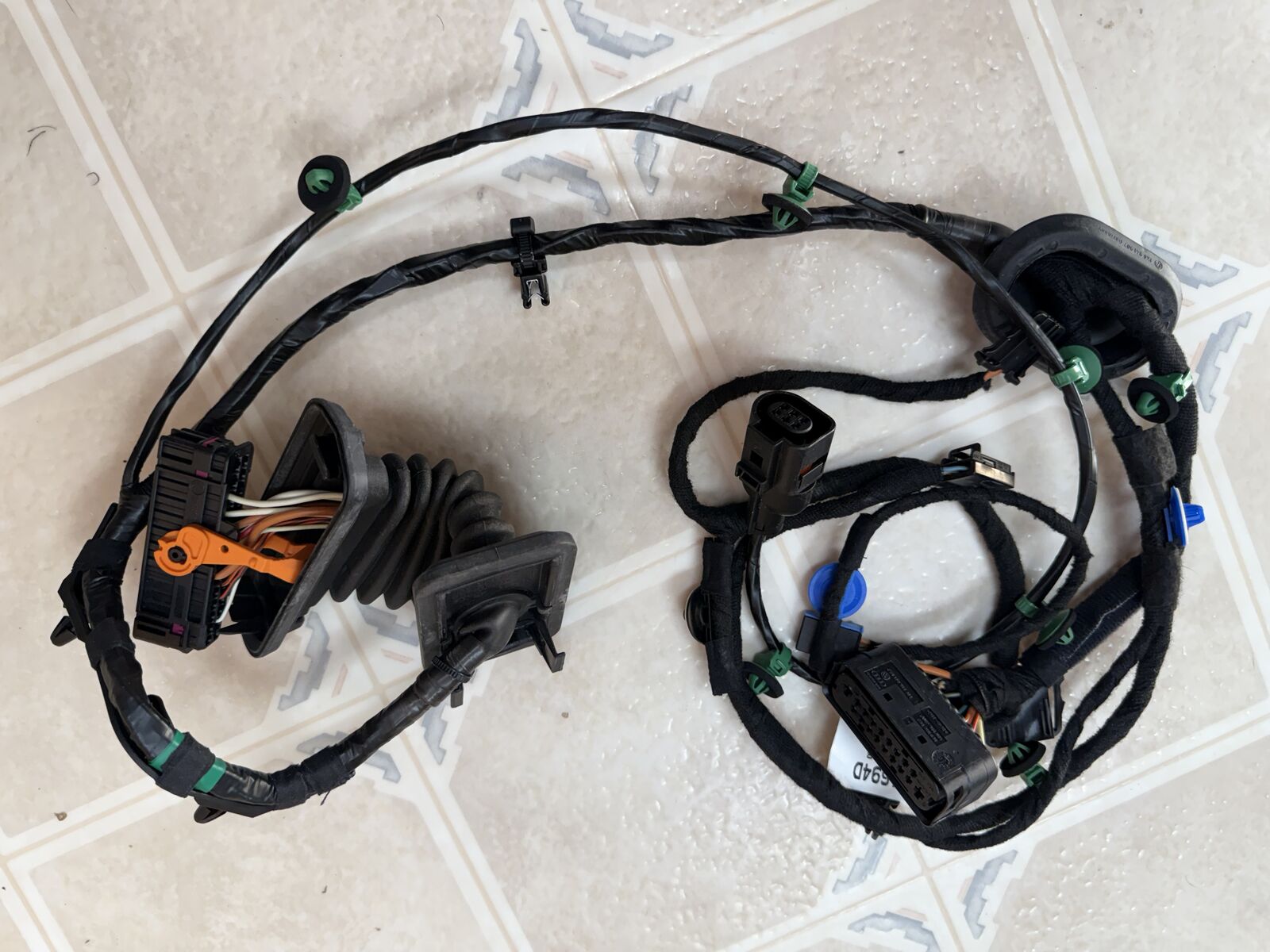 OEM VW Jetta passenger door wiring harness 2005-2010