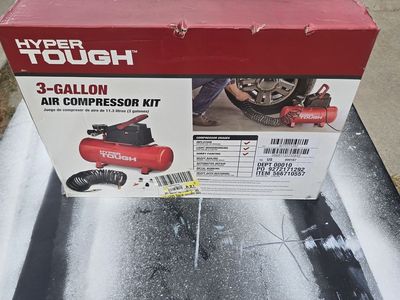 Hyper Tough 3 gallon air compressor kit New in Box