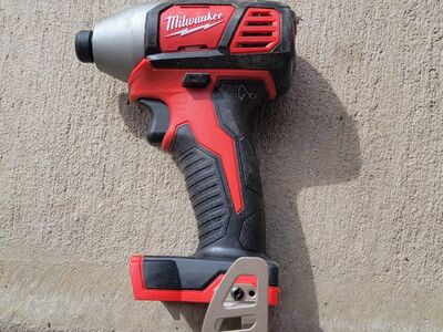 Milwaukee impact driver