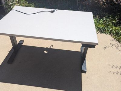 Adjustable Friant Standing Office Desk - Electric