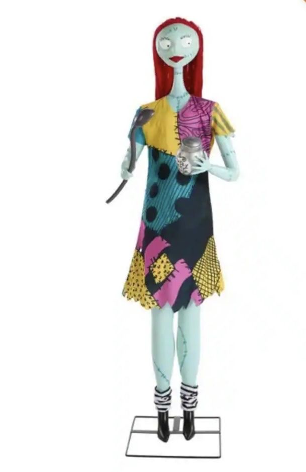 Halloween Disney The Nightmare Before Christmas Deluxe Life-Size Animated Sally with Head Swaying and Flower Used