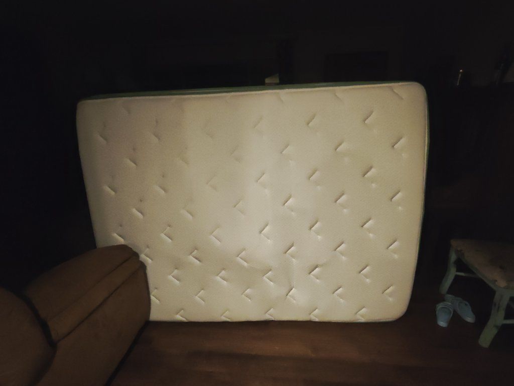 Queen Size Mattress - White with Green Trim, like new Condition