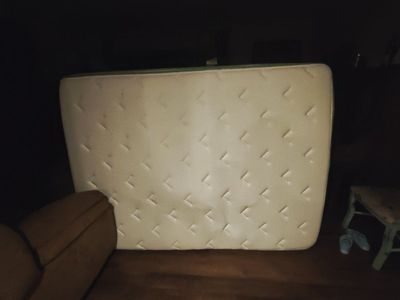 Queen Size Mattress - White with Green Trim, like new Condition