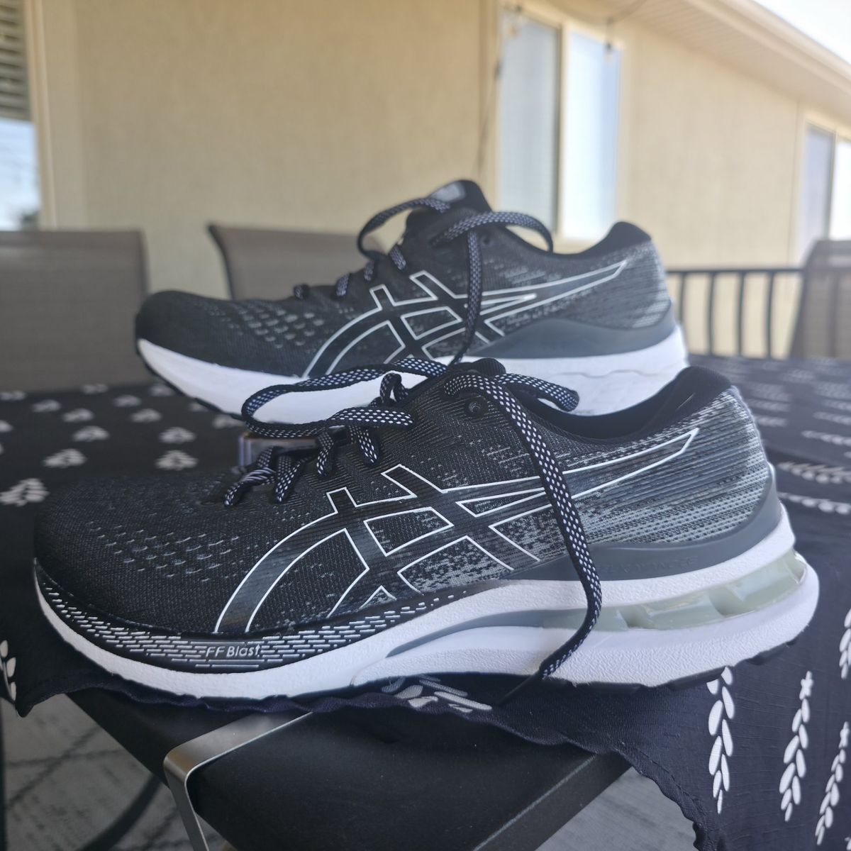 ASICS GEL-KAYANO 28 Running Shoes - womens Black/White, FF Blast size 7