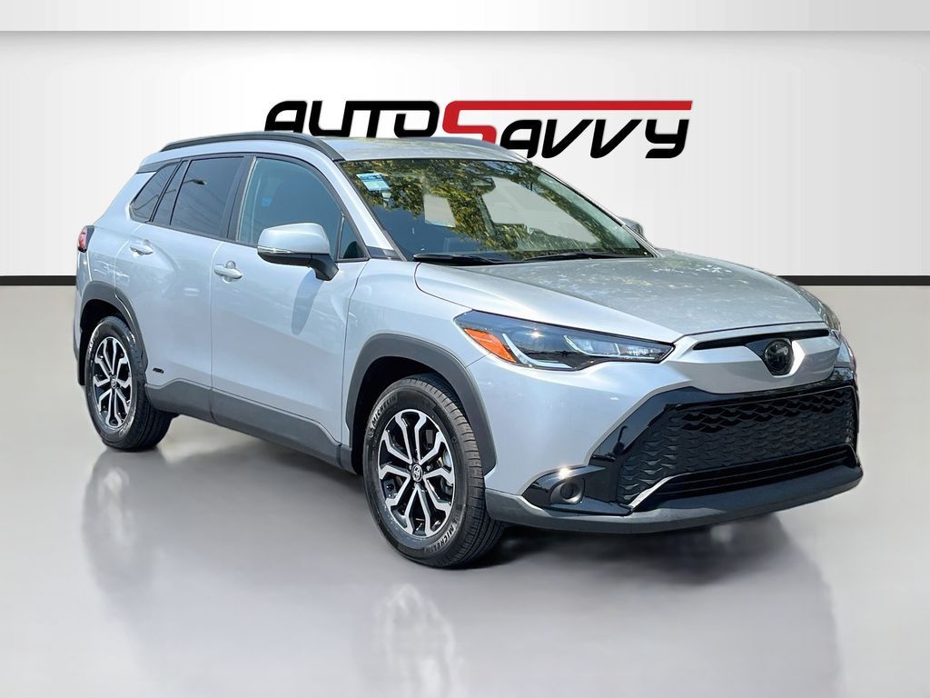 2024 Toyota Corolla Cross Hybrid SE
