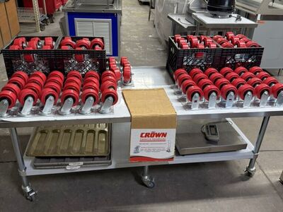 New Crown Caster Heavy Duty In Perfect condition, great for heavy restaurant and bakery equipment