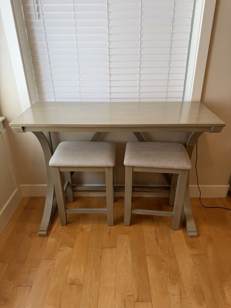 3 Piece Counter Height Table Set