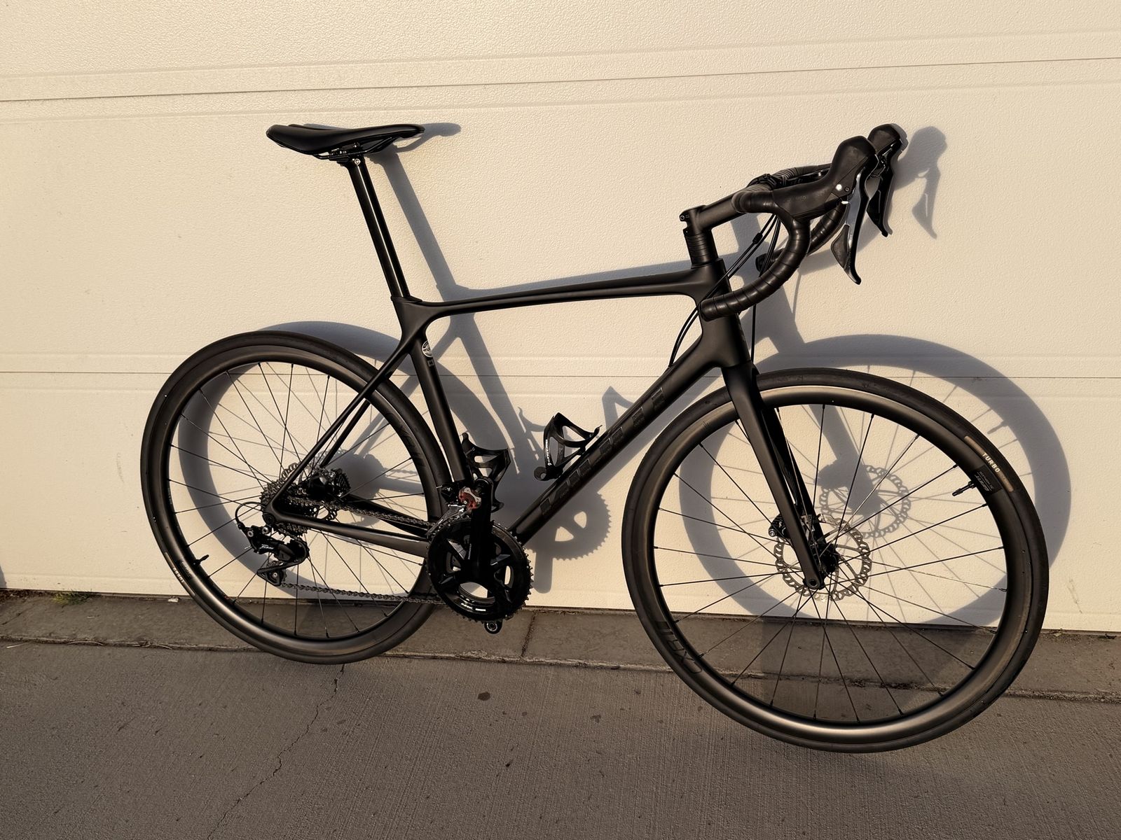 Giant TCR Advanced 1 Disc – BRAND NEW Upgraded Carbon Wheelset – Size M/L