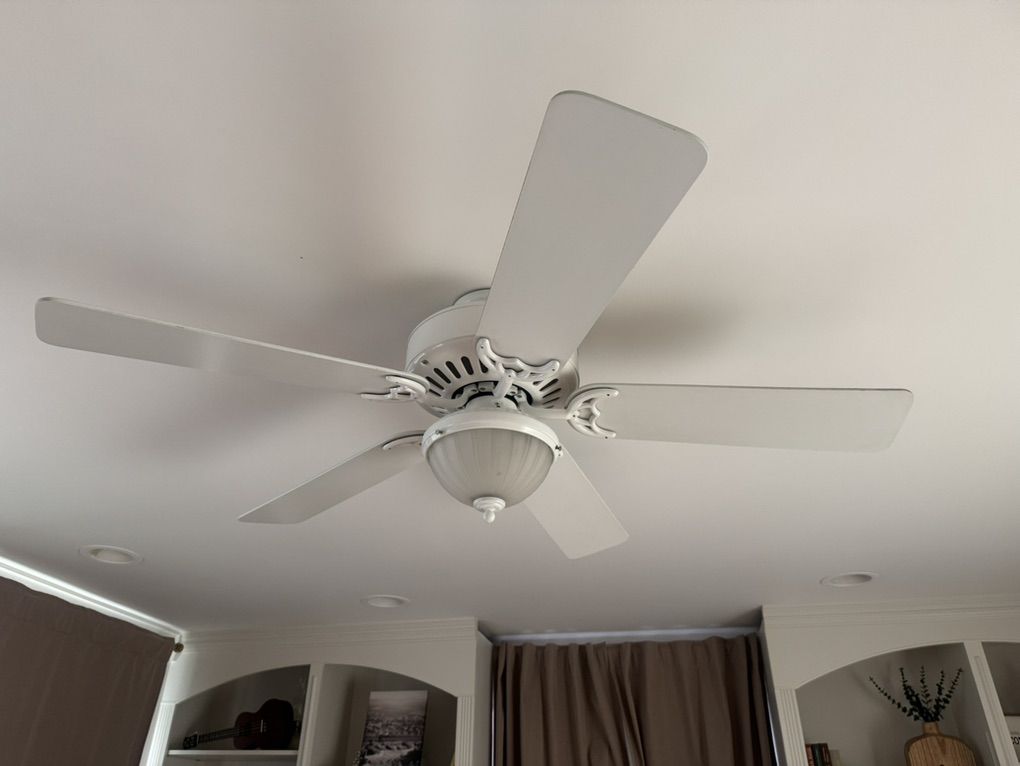 Ceiling Fan, Dimmable, Multi-Speed