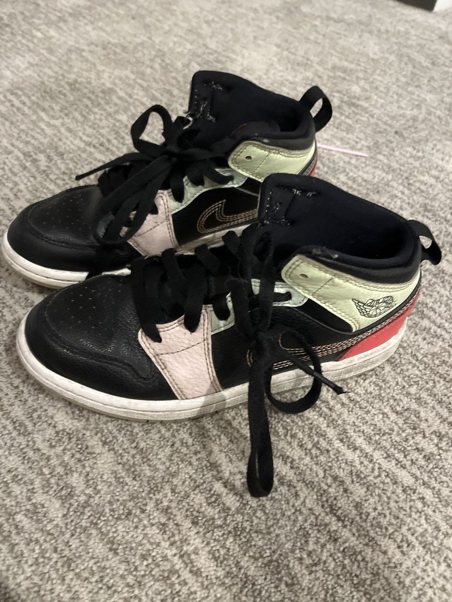 Jordan ones girls