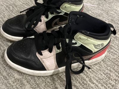Jordan ones girls