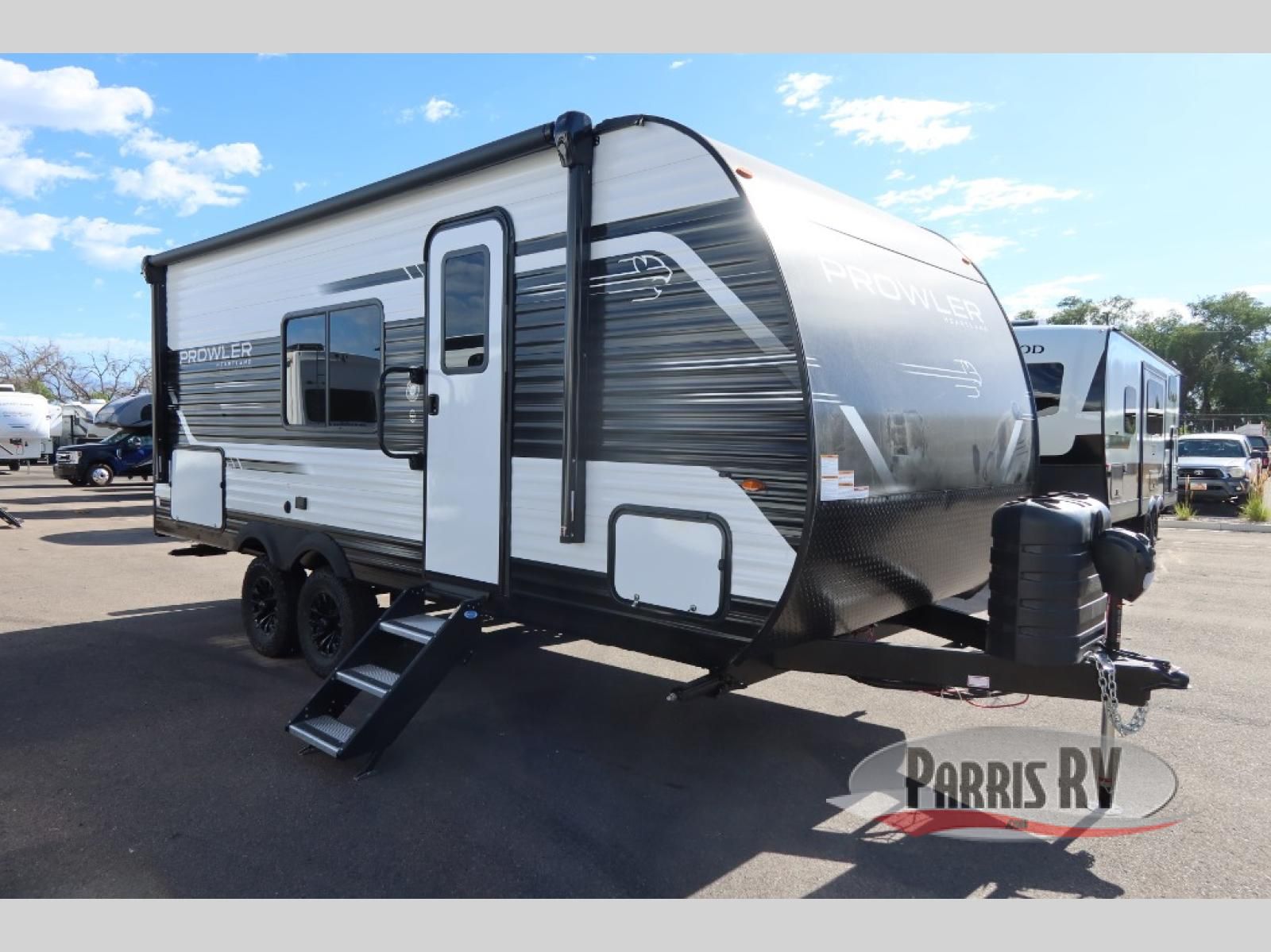 New 2027 Heartland Prowler 2000MB