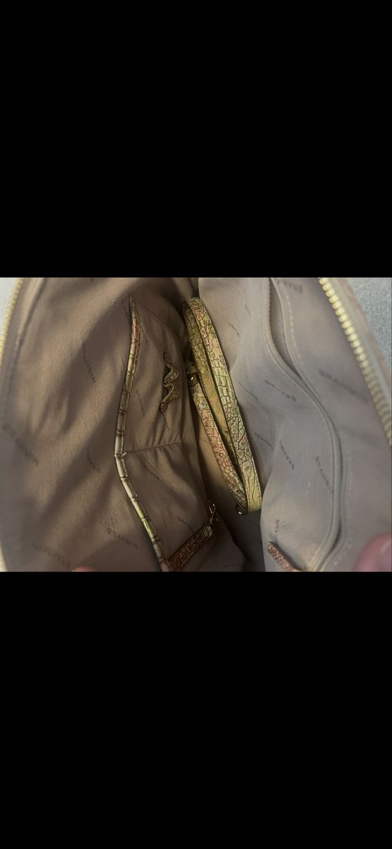 Main image 4