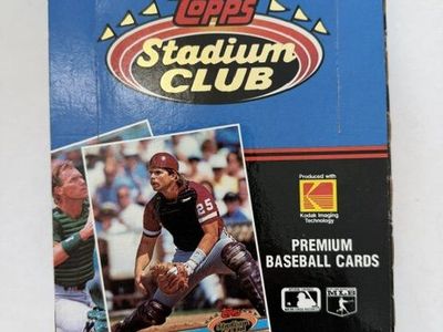 1991 Topps Stadium Club baseball cards. 2nd Series.