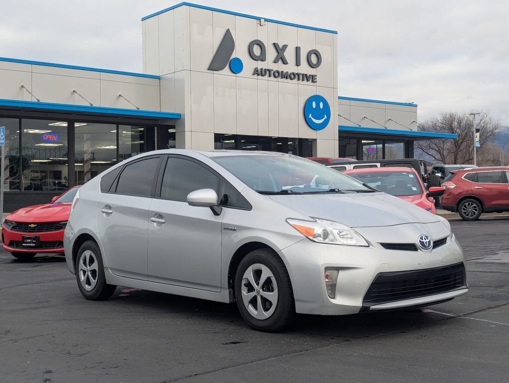 2015 TOYOTA PRIUS Four