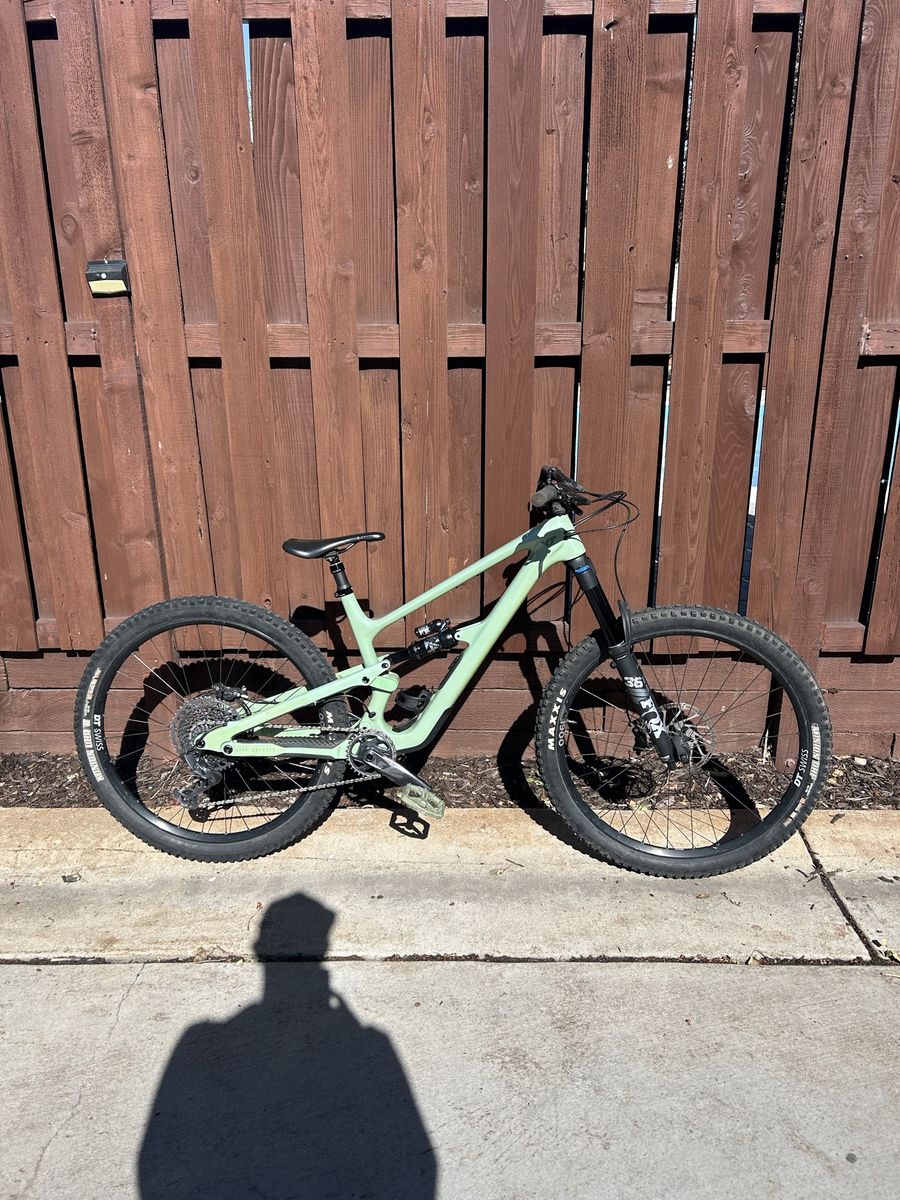 2024 YT Jeffsy Core 3 Large