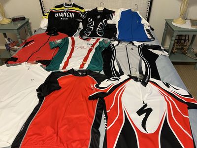 Lots Of Excellent Quality Cycling Clothing