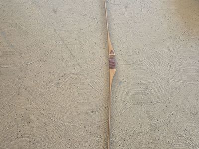 Ben Pearson Cougar Recurve Bow - Classic Wood Design, Leather Grip