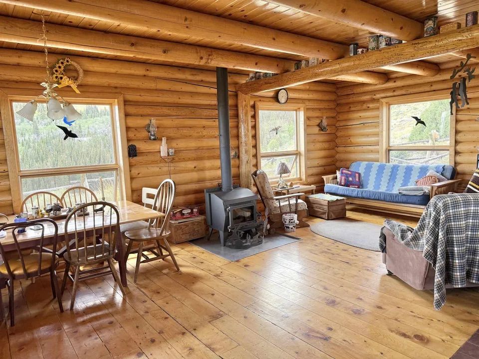 Main image 17