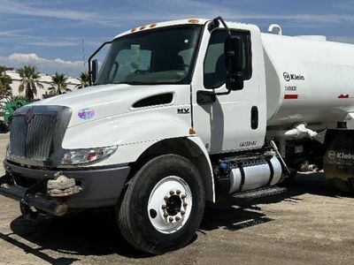 Used Water Truck 2,000 Gallon 2022 International Cummins