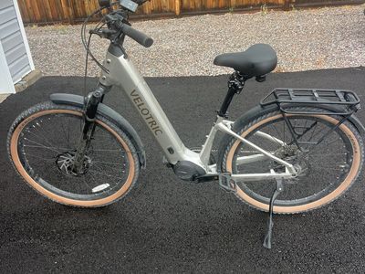 Velotric Discover M Mid-drive E-bike For Sale