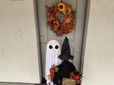 Halloween Decor Bundle - Light-Up Ghost, Witch Figure, & Autumn Wreath
