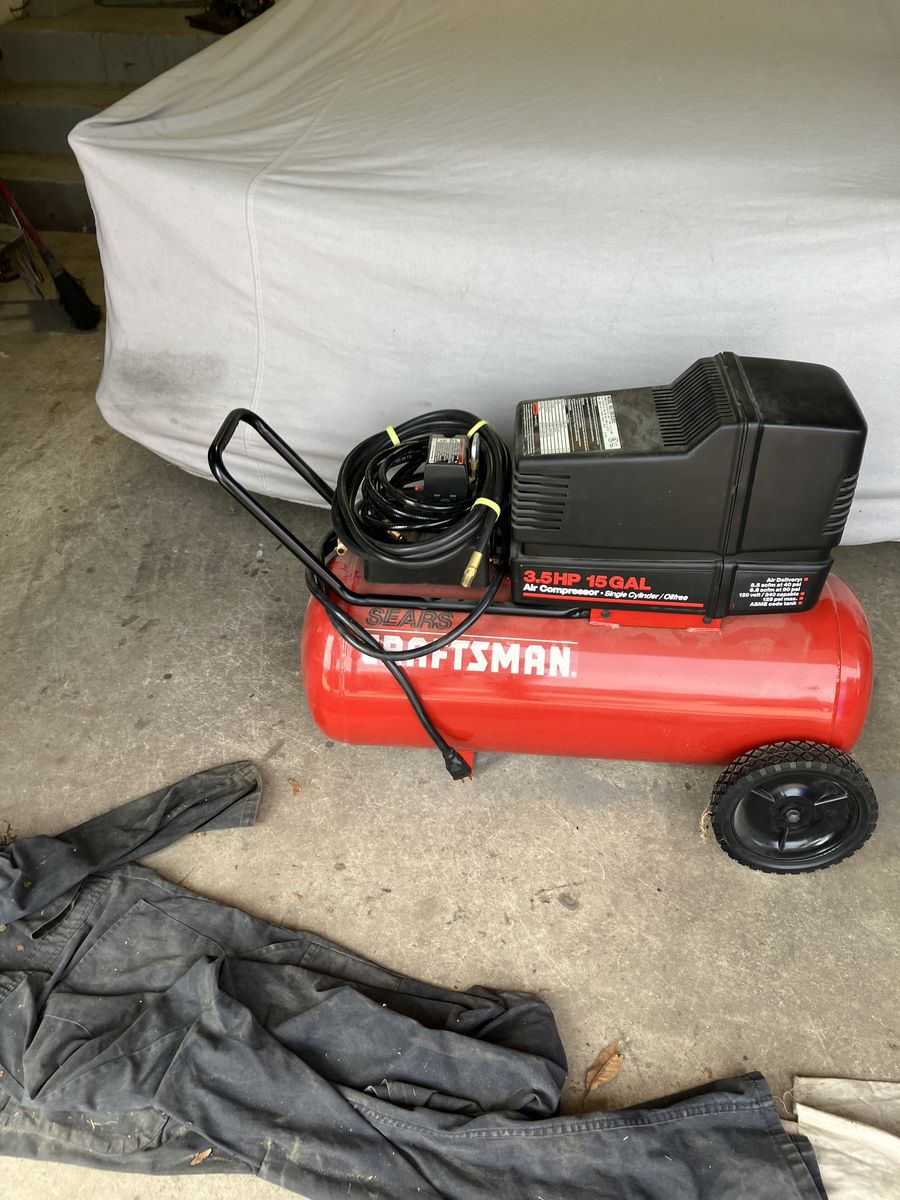 Air compressor