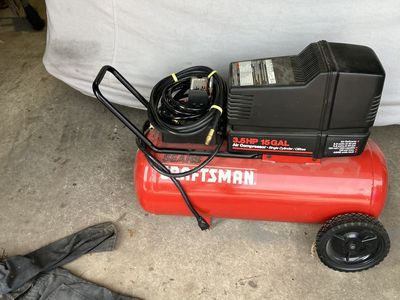 Air compressor
