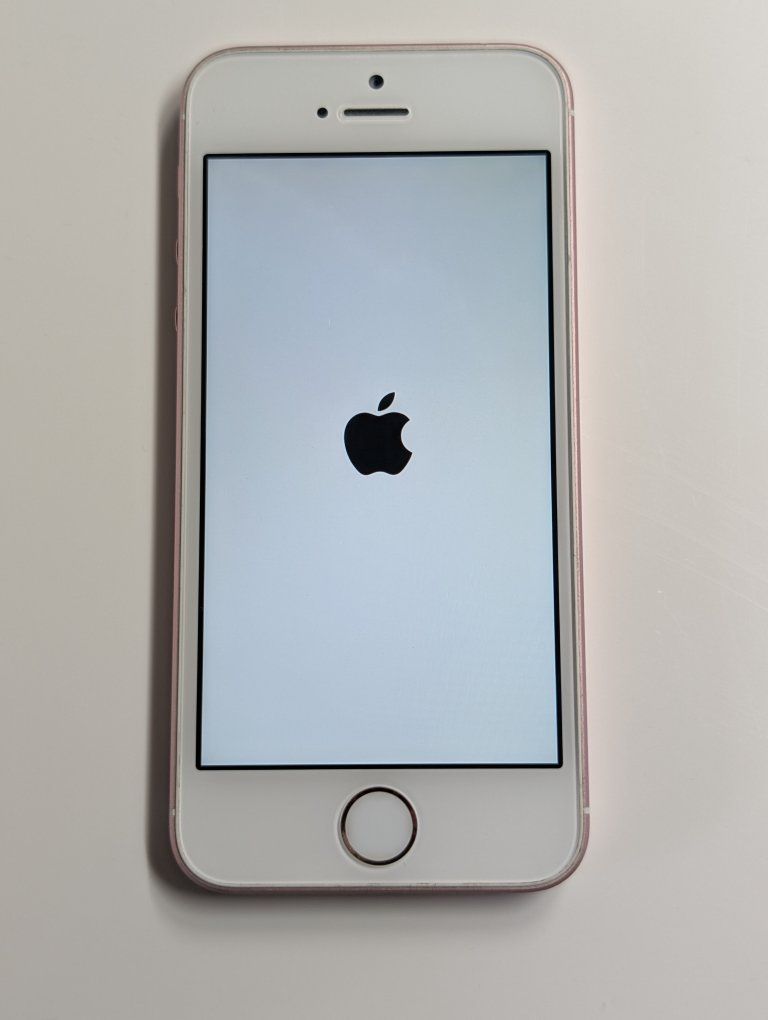 Apple iPhone SE 1st Gen 16GB Rose Gold T-Mobile