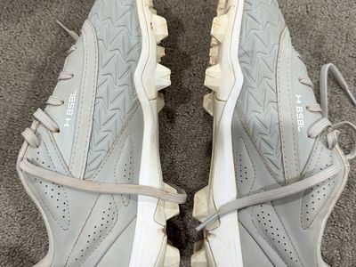 Youth baseball cleats Under Armour