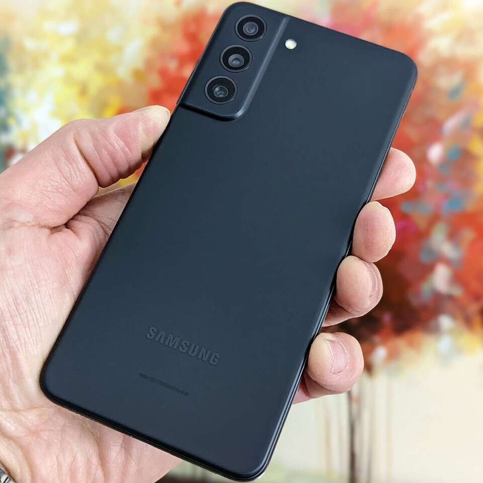 Samsung Galaxy S21 FE 5G 128GB- Unlocked for any company