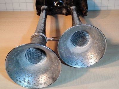 retro steampunk rat rod vintage dual trumpet truck air horn