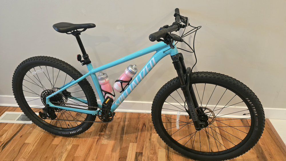Specialized rockhopper expert 27.5 Hardtail Mountain Bike - Turquoise, Size medium, RockShox Judy, SRAM Drivetrain