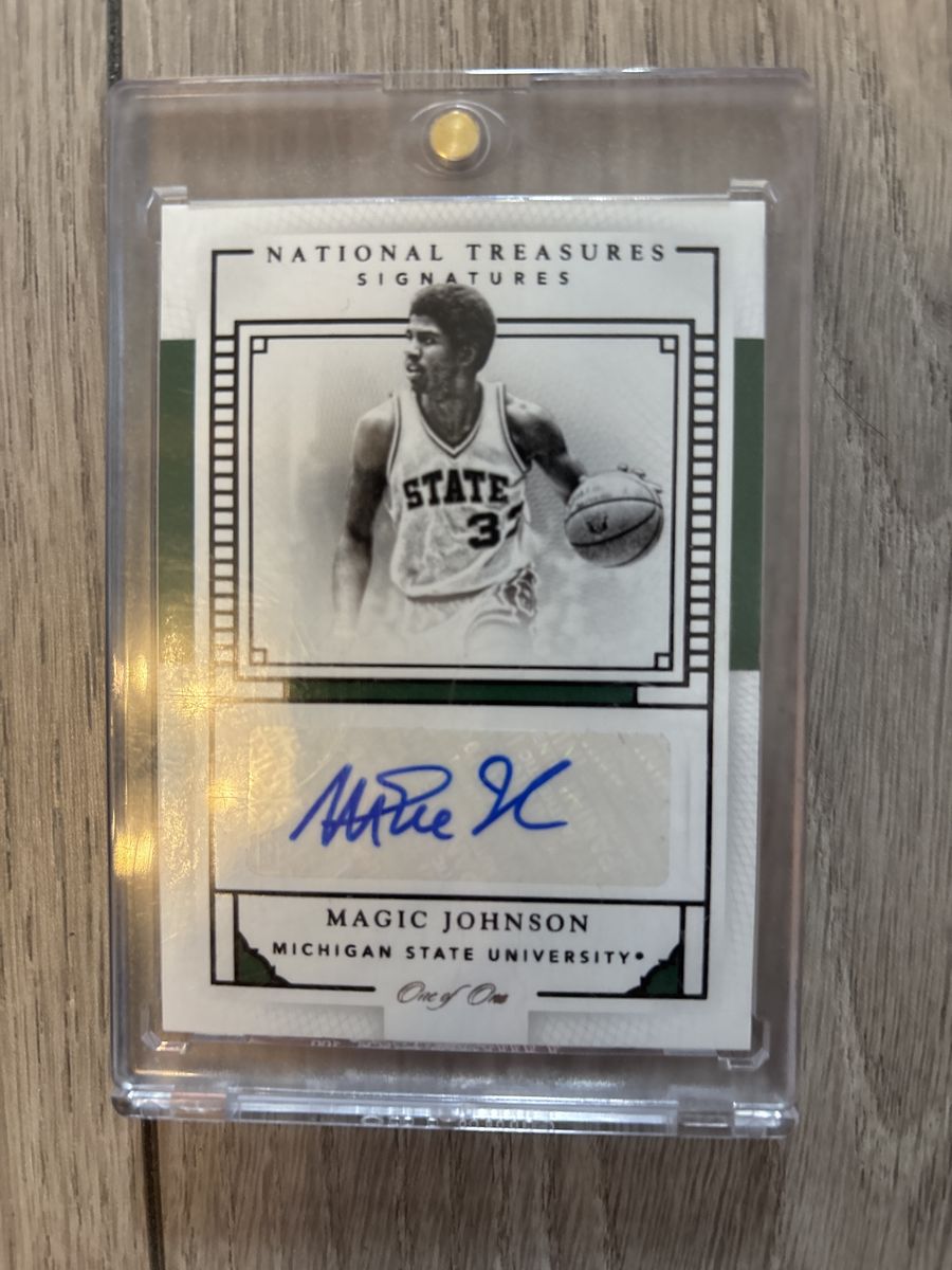National Treasures Signatures Magic Johnson Michigan State University 1/1 Auto