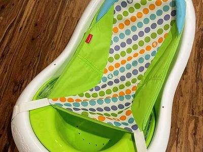 Fisher Price 3 in 1 Sling Seat Convertable Bath
