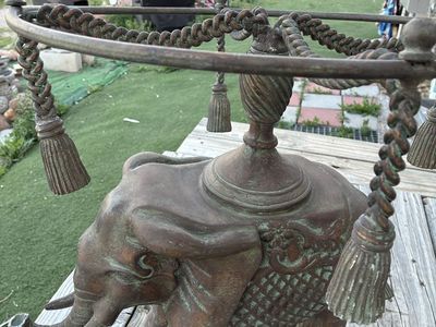 Bronze elephant table stand