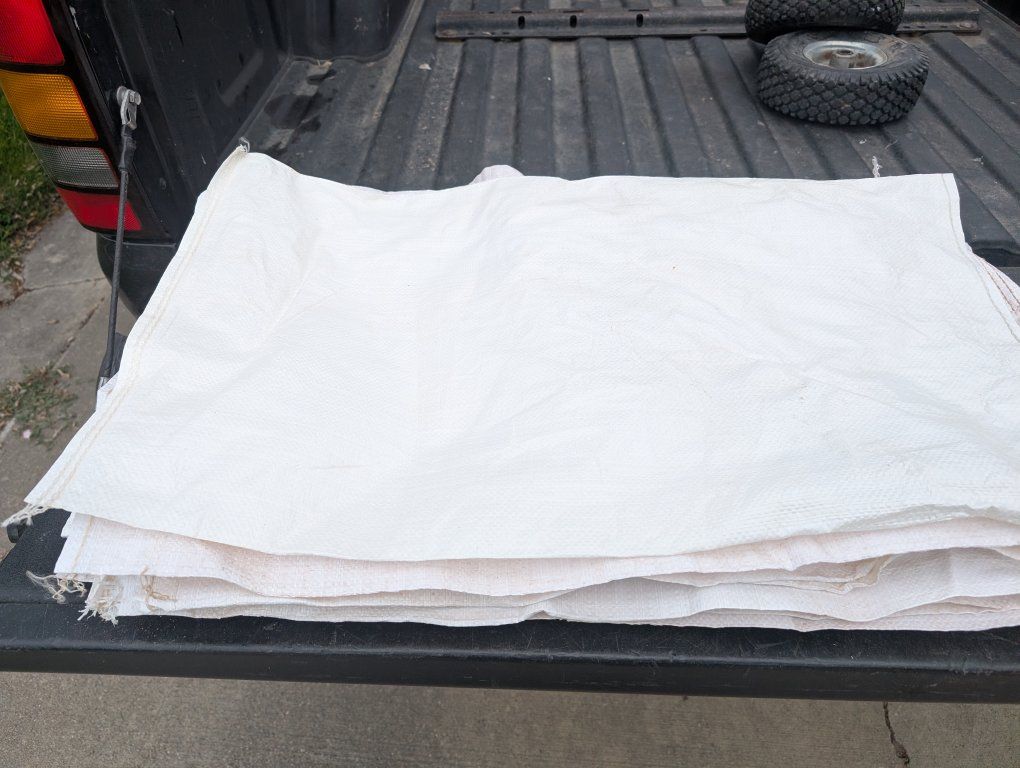 White Woven Polypropylene Sandbags - Durable, Reusable, Empty (Approx. 10+ Bags)