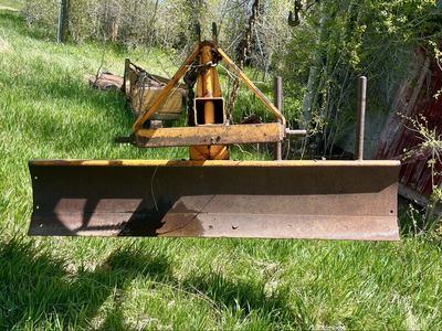 Tractor rear blade