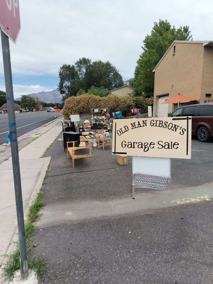 Old-Man-Gibsons-parking lot sale