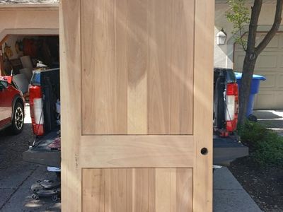 SOLID WOOD DOOR