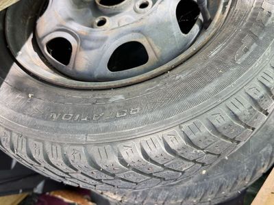 4 Snow Tires With Rim