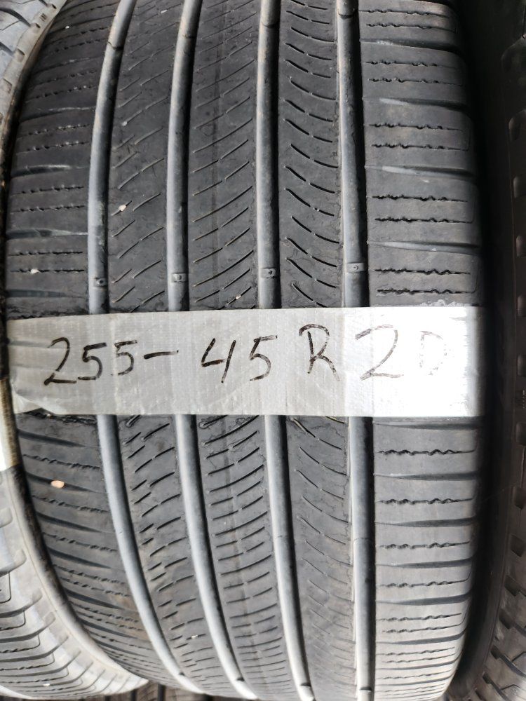 255/45r20 pirelli scorpion ms