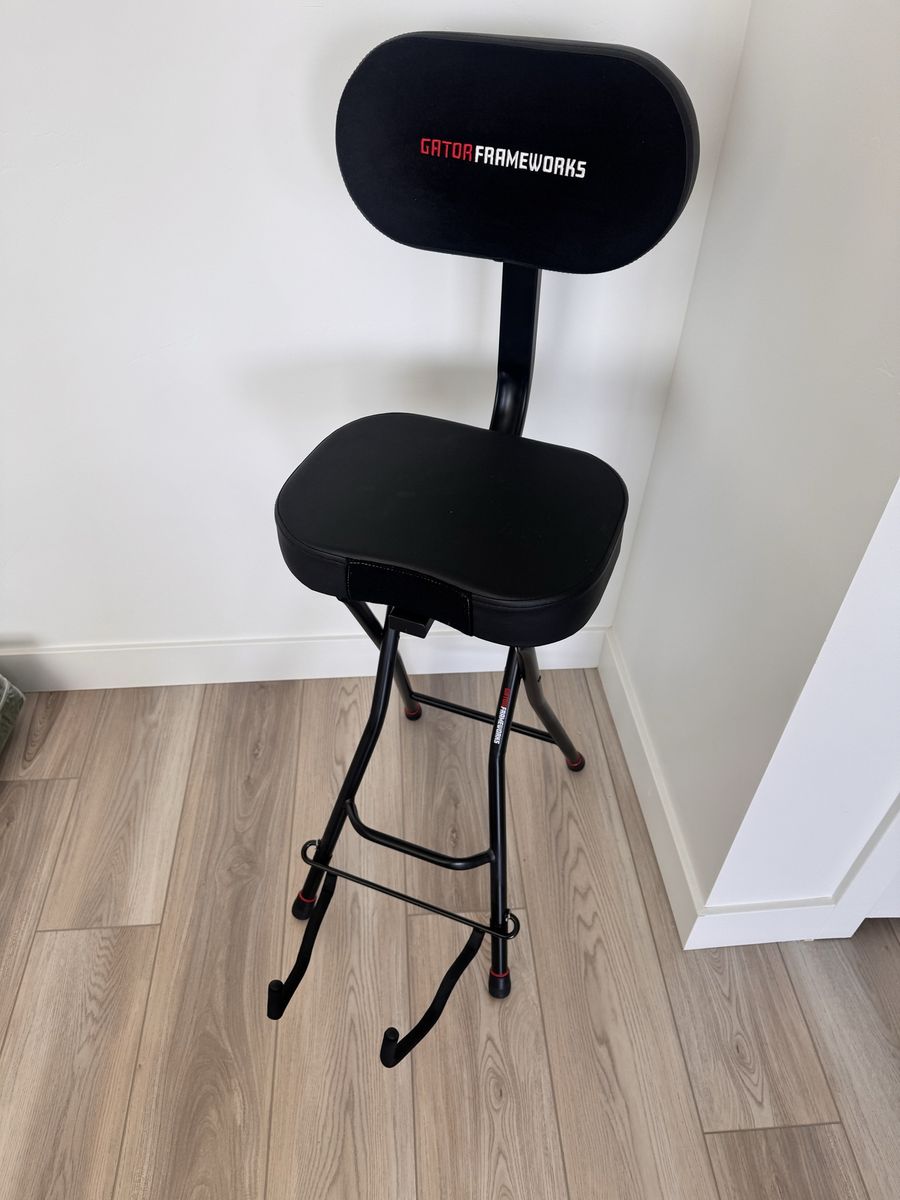 Guitar stool